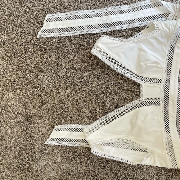 NWT Reiss Ivy Lace Crop top size 4 - Picture 8 of 12